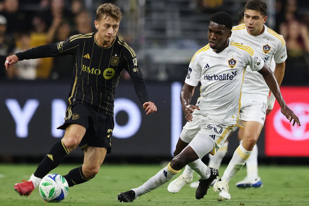 Soccer returns to Los Angeles in ‘El Tráfico’ matchup between Galaxy, LAFC Soccer returns to Los Angeles in ‘El Tráfico’ matchup between Galaxy, LAFC