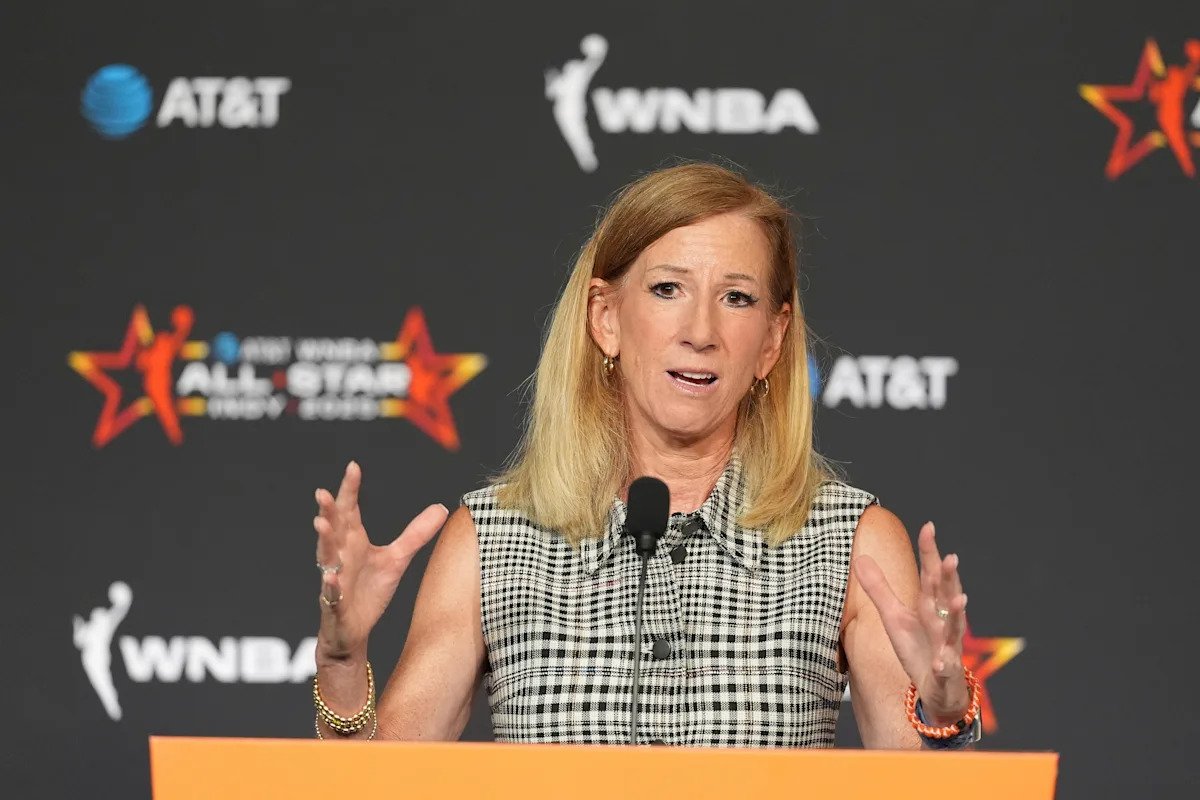 Napheesa Collier cancels meeting with WNBA Commissioner Engelbert amid tensions, AP source says