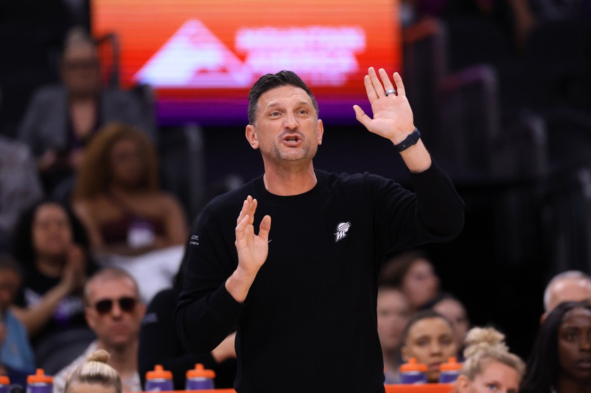 Phoenix Mercury’s Coaching Message Lands Loudly After 15th Win of the Season phenxi Phoenix Mercury’s Coaching Message Lands Loudly After 15th Win of the Season phenxi