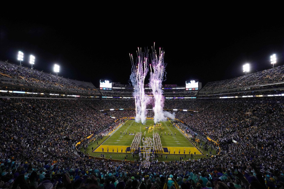 New Rankings Name Best Stadium In College Football New Rankings Name Best Stadium In College Football