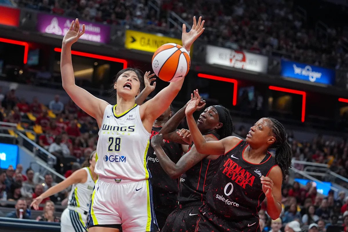 Wings center Li Yueru is out for the season after spraining a knee ligament