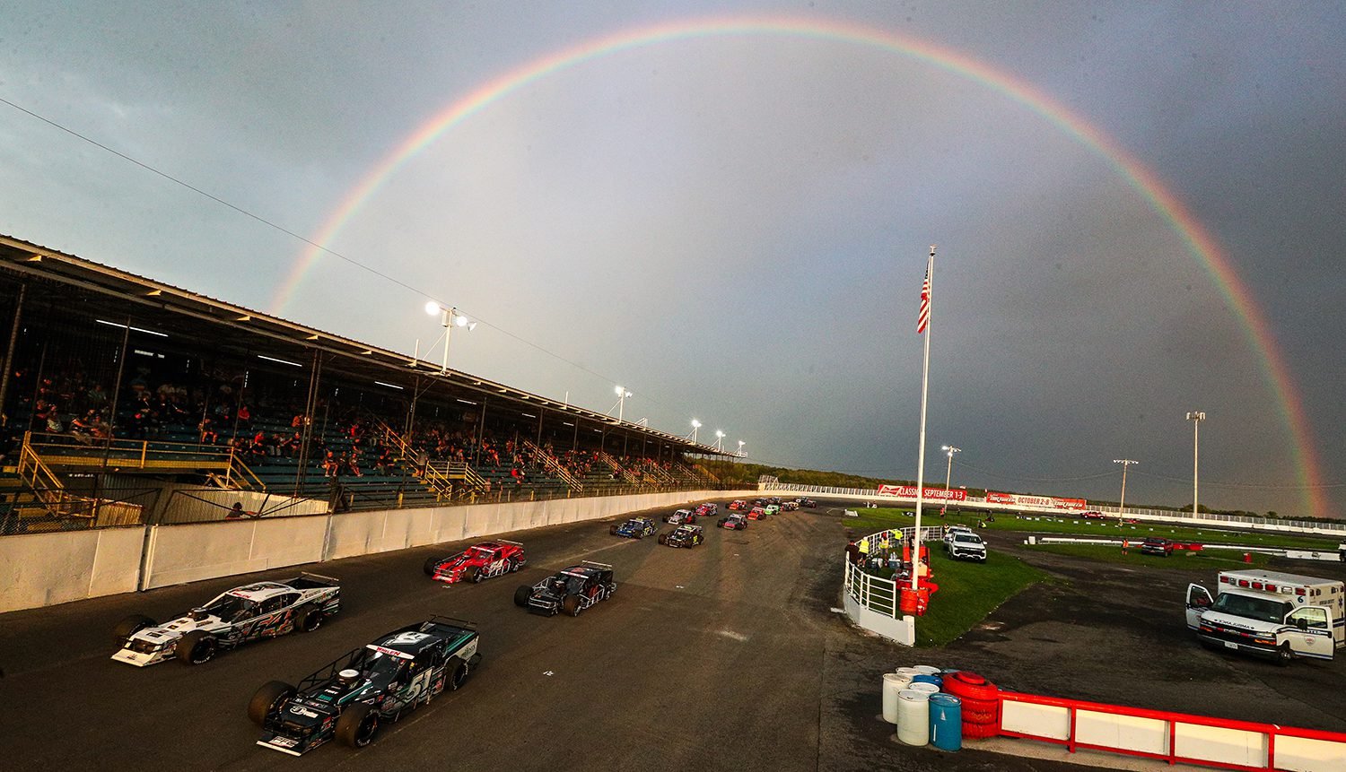 PIT BOX: The Steel Palace awaits as the Modified Tour championship battle rolls into Oswego PIT BOX: The Steel Palace awaits as the Modified Tour championship battle rolls into Oswego