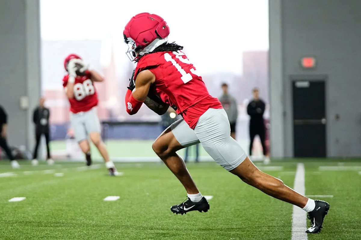 Ohio State football freshman Chris Henry Jr. loses black stripe Ohio State football freshman Chris Henry Jr. loses black stripe