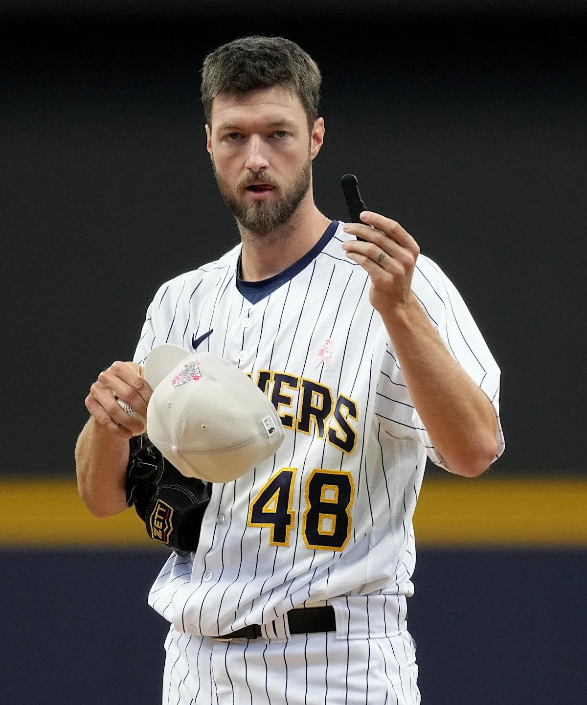 Cubs BCB After Dark: Should coaches call pitches? Cubs BCB After Dark: Should coaches call pitches?