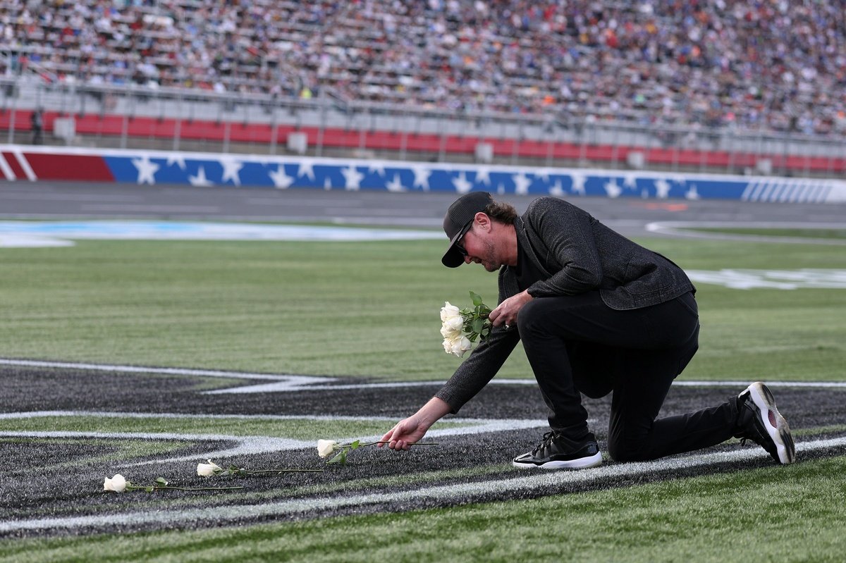 Kurt Busch releases first public statement after death of brother Kyle Kurt Busch releases first public statement after death of brother Kyle
