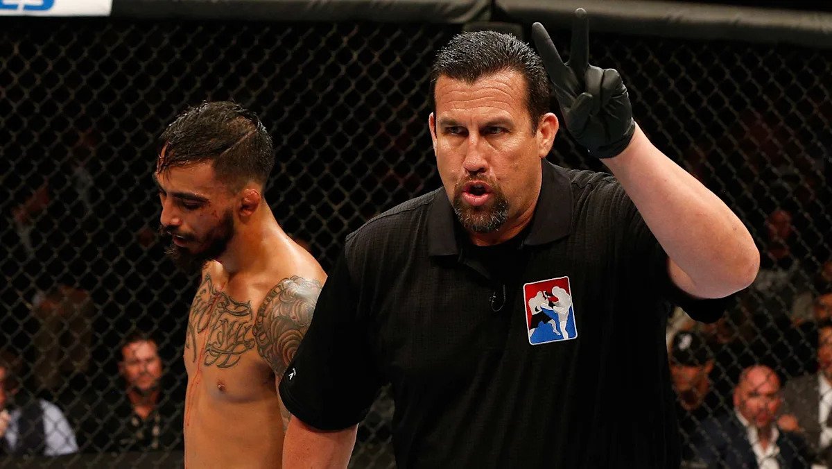 John McCarthy urges more transparency from MMA officials after controversial calls: ‘The fans deserve it’ John McCarthy urges more transparency from MMA officials after controversial calls: ‘The fans deserve it’