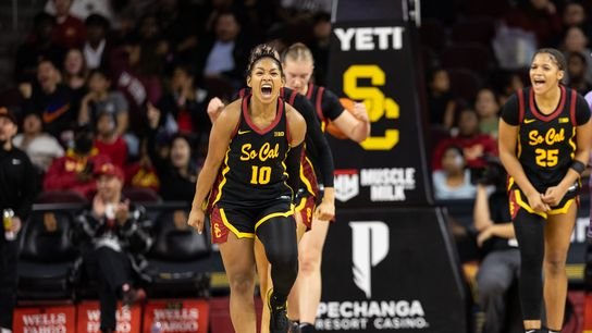 TST Images: The USC Trojans defeat the Washington Huskies, 59-50, at Galen Center TST Images: The USC Trojans defeat the Washington Huskies, 59-50, at Galen Center
