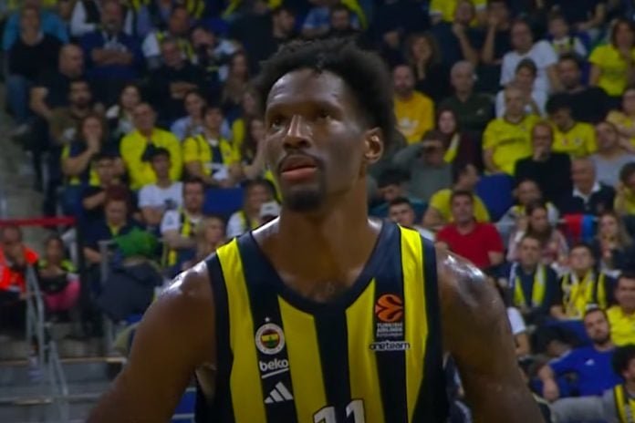 Nigel Hayes-Davis leaves Fenerbahce, inks deal with Suns Nigel Hayes-Davis leaves Fenerbahce, inks deal with Suns