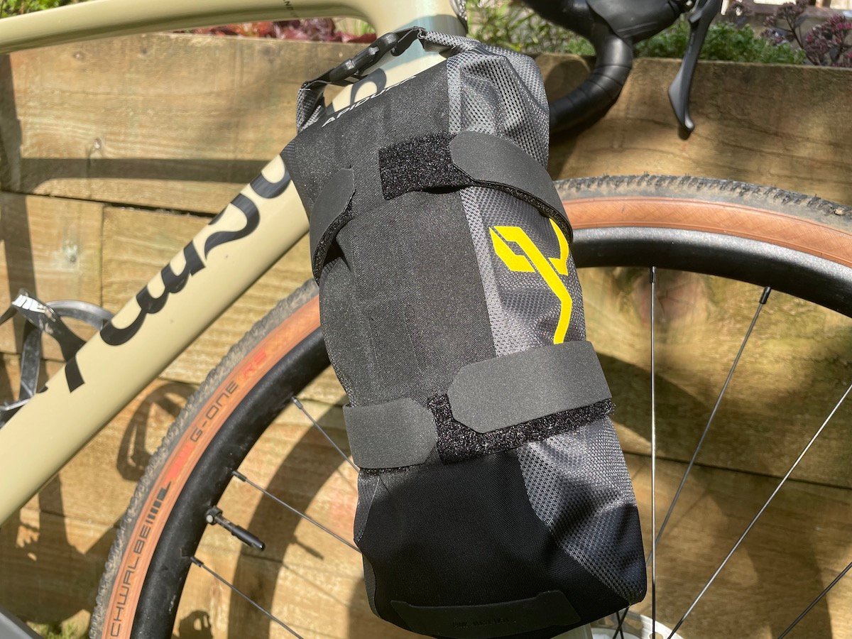 Apidura fork pack and cargo cage
