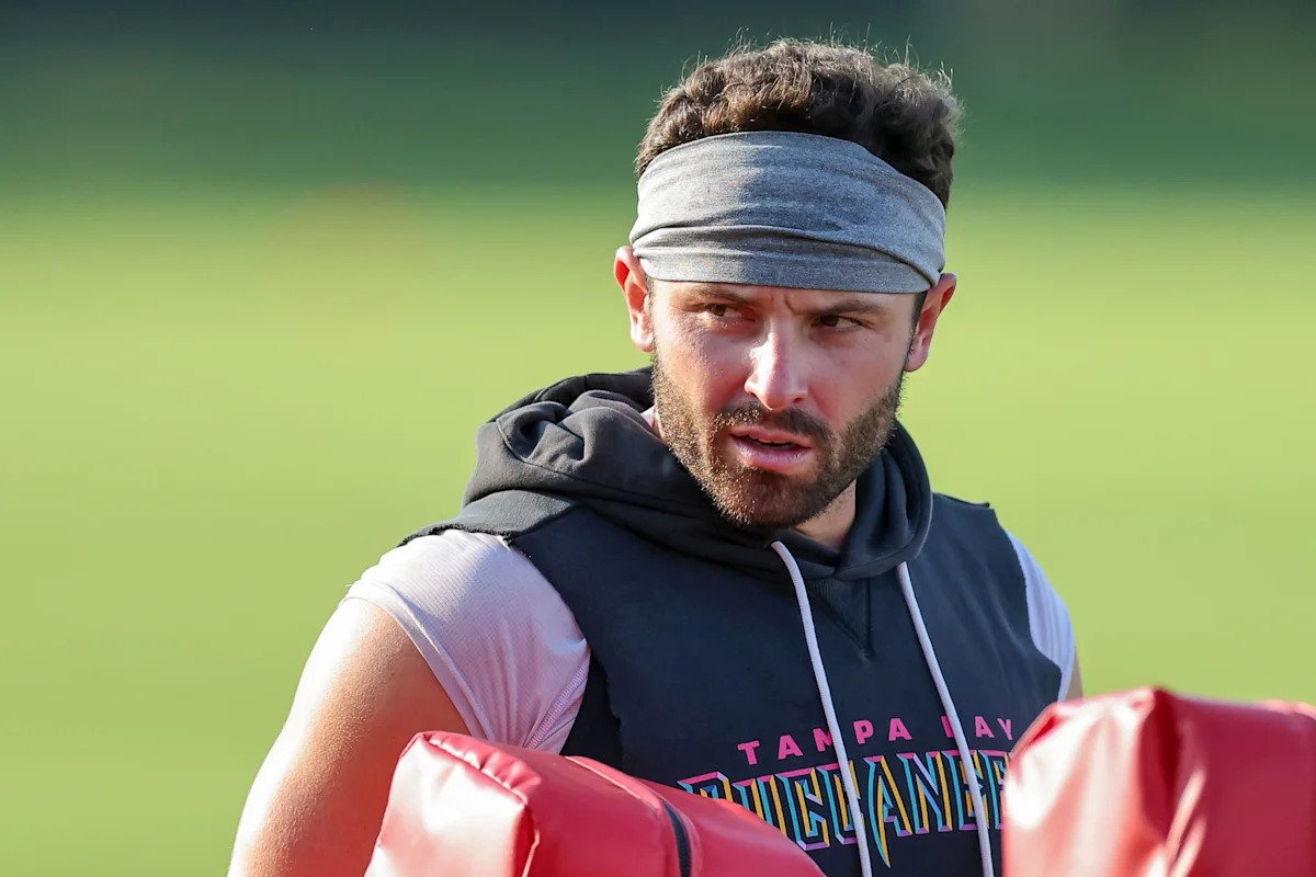 Baker Mayfield shuts down contract talk, expresses disappointment with no new deal from Bucs Baker Mayfield shuts down contract talk, expresses disappointment with no new deal from Bucs