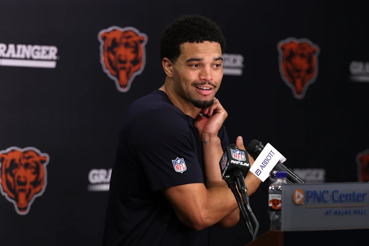 Caleb Williams’ latest influence on the Bears? A furniture change in the QB room Caleb Williams’ latest influence on the Bears? A furniture change in the QB room