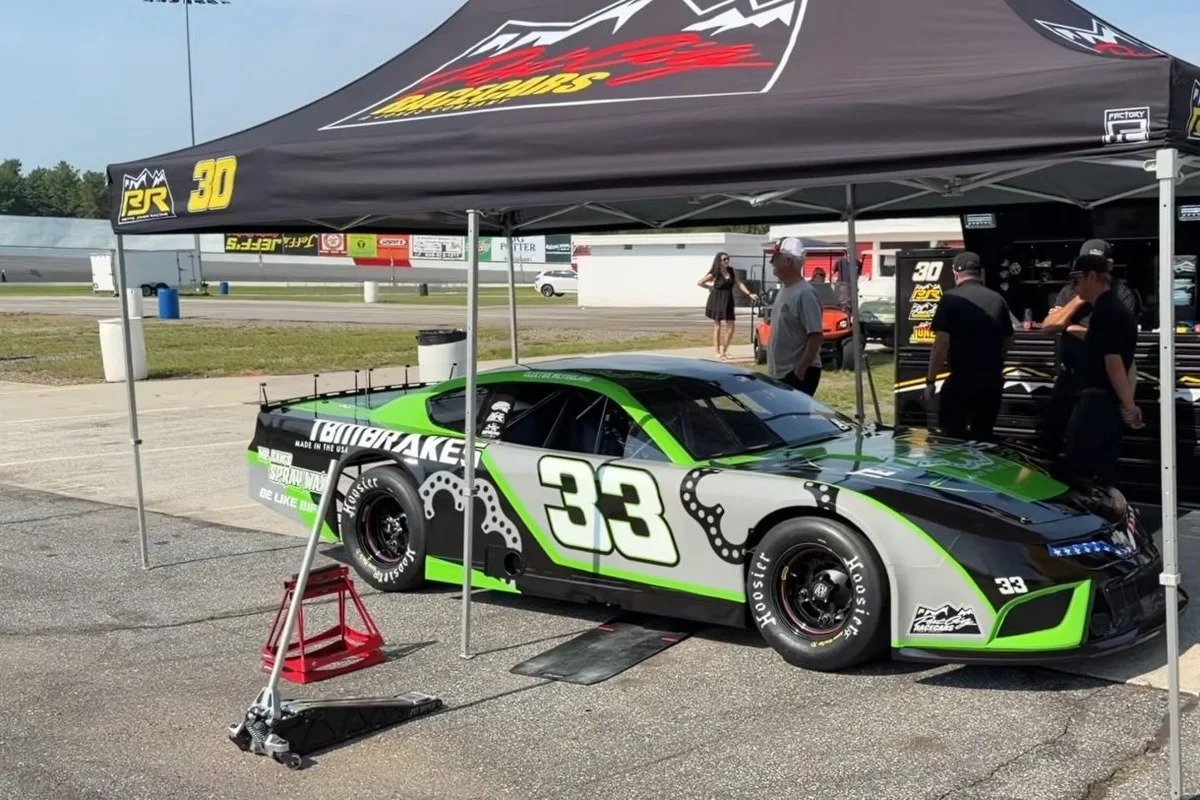 Cleetus McFarland buys Pro Late Model to work on racecraft Cleetus McFarland buys Pro Late Model to work on racecraft