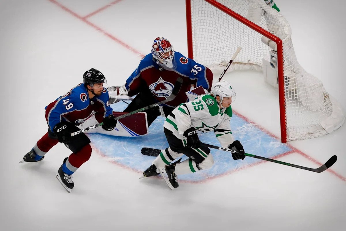 Former Avalanche Goaltender Announces Retirement, Six Years After Memorable Playoff Heroics