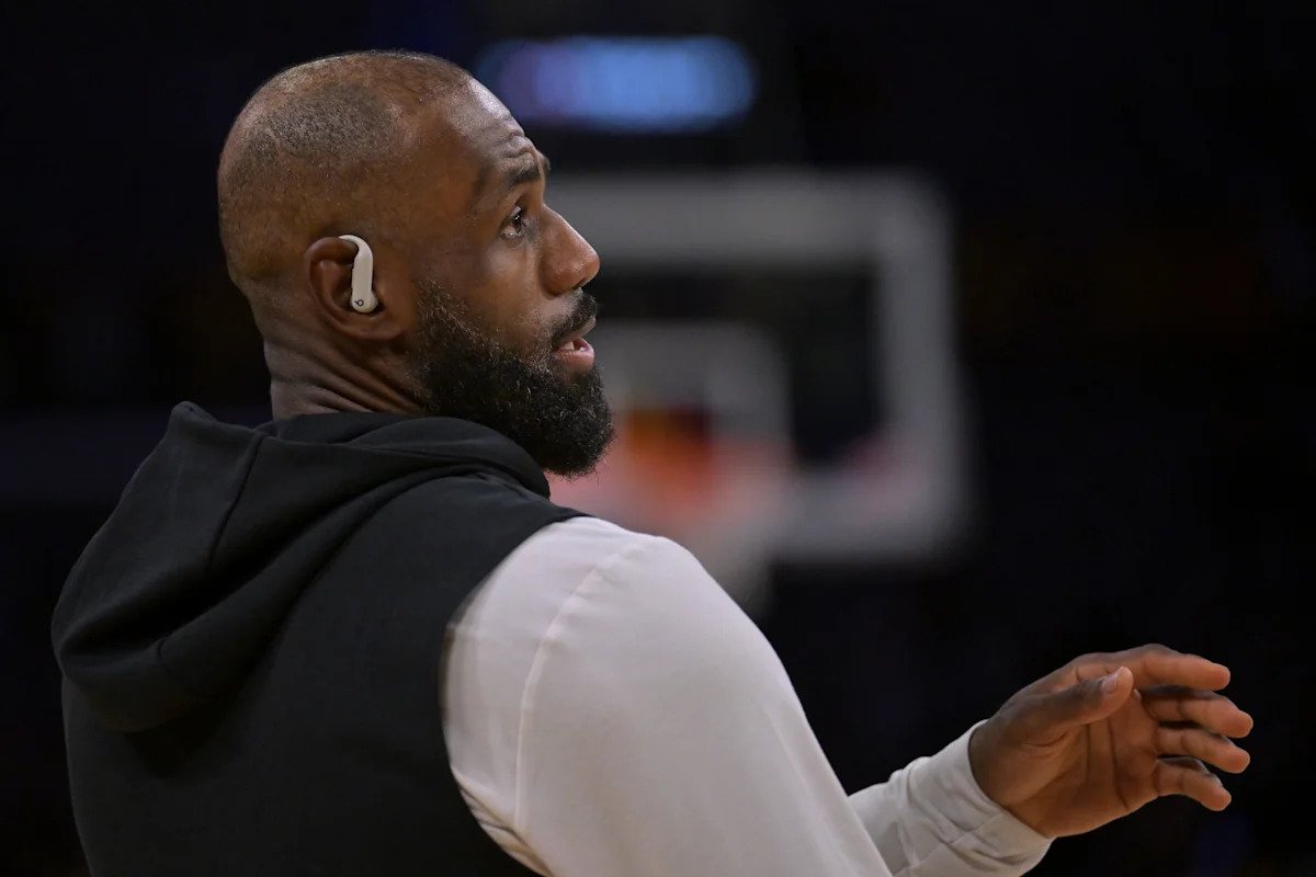 LeBron James plans to film ‘Last Dance’-style documentary with 76ers LeBron James plans to film ‘Last Dance’-style documentary with 76ers