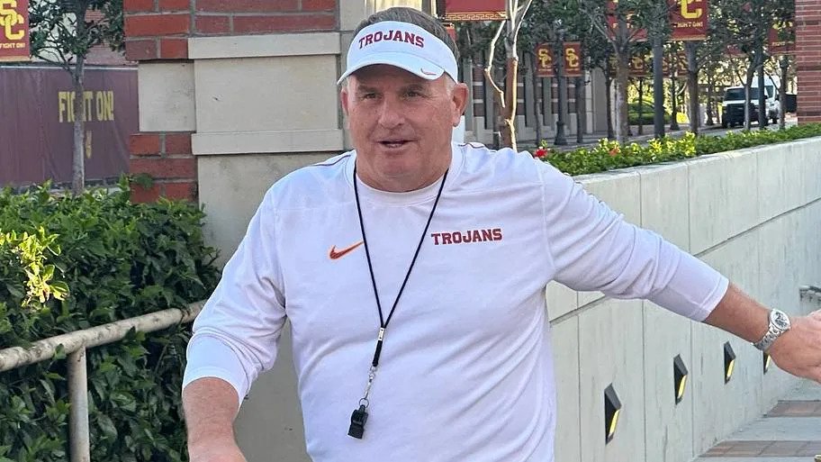 Inside Gary Patterson’s Approach to Fixing the USC Trojans Defense Inside Gary Patterson’s Approach to Fixing the USC Trojans Defense