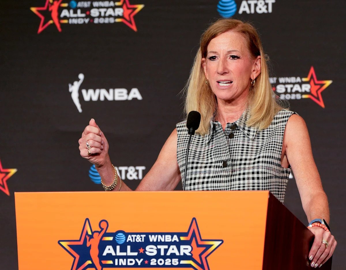 WNBA commissioner calls transgender topic ‘complex’ as former NBA players challenge league WNBA commissioner calls transgender topic ‘complex’ as former NBA players challenge league