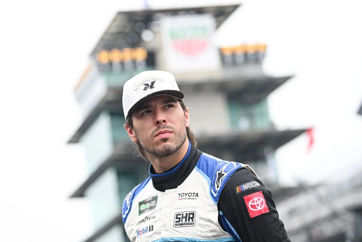 Haas is expanding to three NASCAR O’Reilly cars, signing Dean Thompson Haas is expanding to three NASCAR O’Reilly cars, signing Dean Thompson