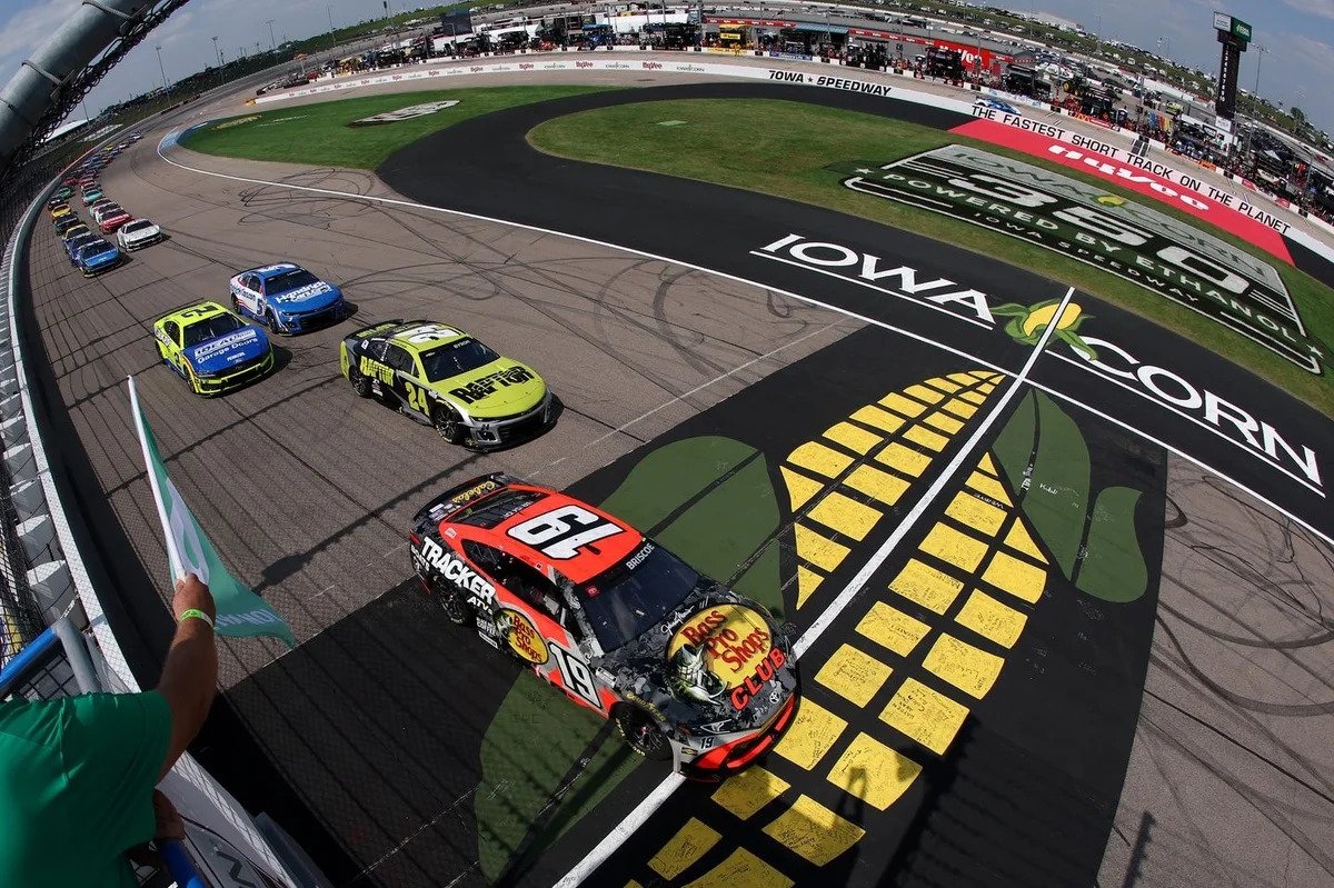 How to watch NASCAR at Iowa: Weekend schedule, start time, TV How to watch NASCAR at Iowa: Weekend schedule, start time, TV