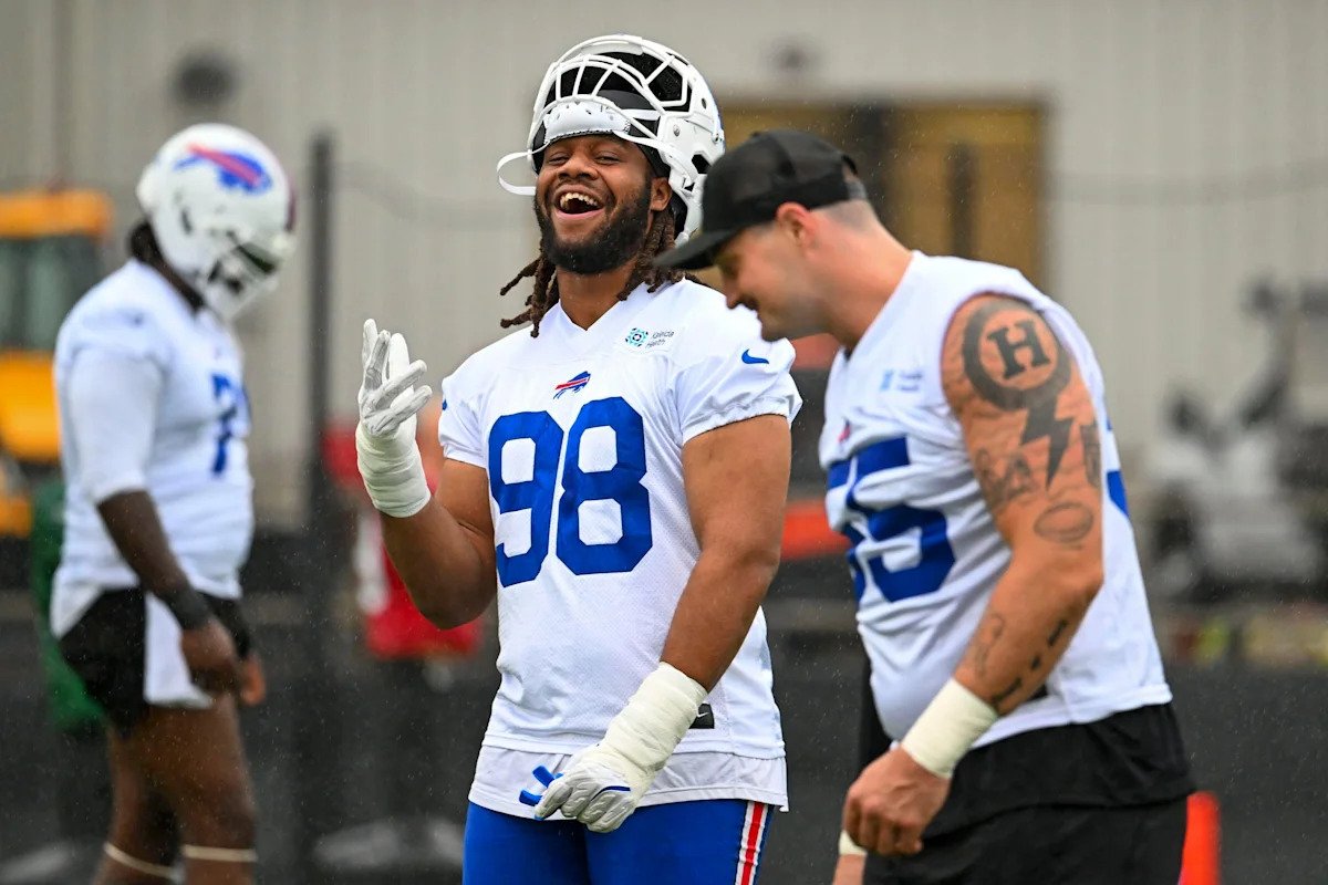 Bills news: Physical play the theme of Day 5 of camp Bills news: Physical play the theme of Day 5 of camp