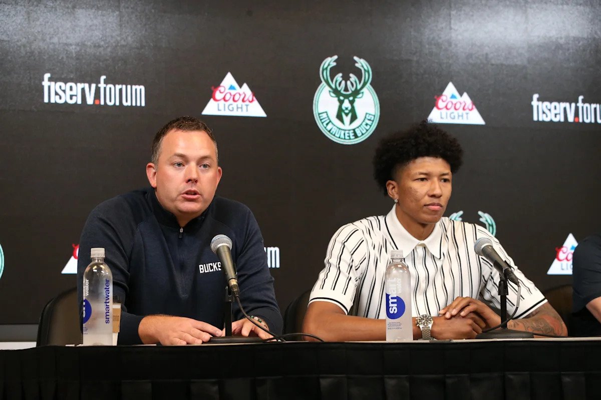 Bucks Reacts Survey Results: Jon Horst owes us an explanation Bucks Reacts Survey Results: Jon Horst owes us an explanation
