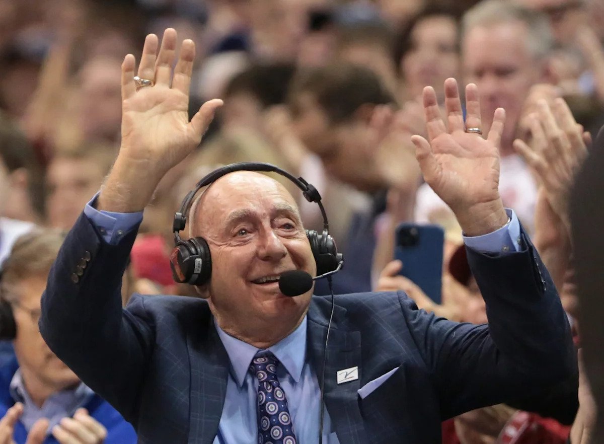 Dick Vitale announces he’s progressing well in latest cancer battle Dick Vitale announces he’s progressing well in latest cancer battle