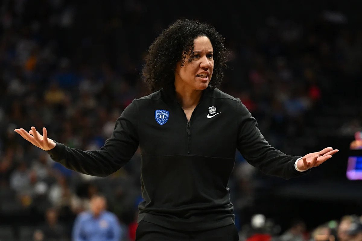 How Team USA coach Kara Lawson has used Amazon analyst job to prepare for FIBA World Cup How Team USA coach Kara Lawson has used Amazon analyst job to prepare for FIBA World Cup