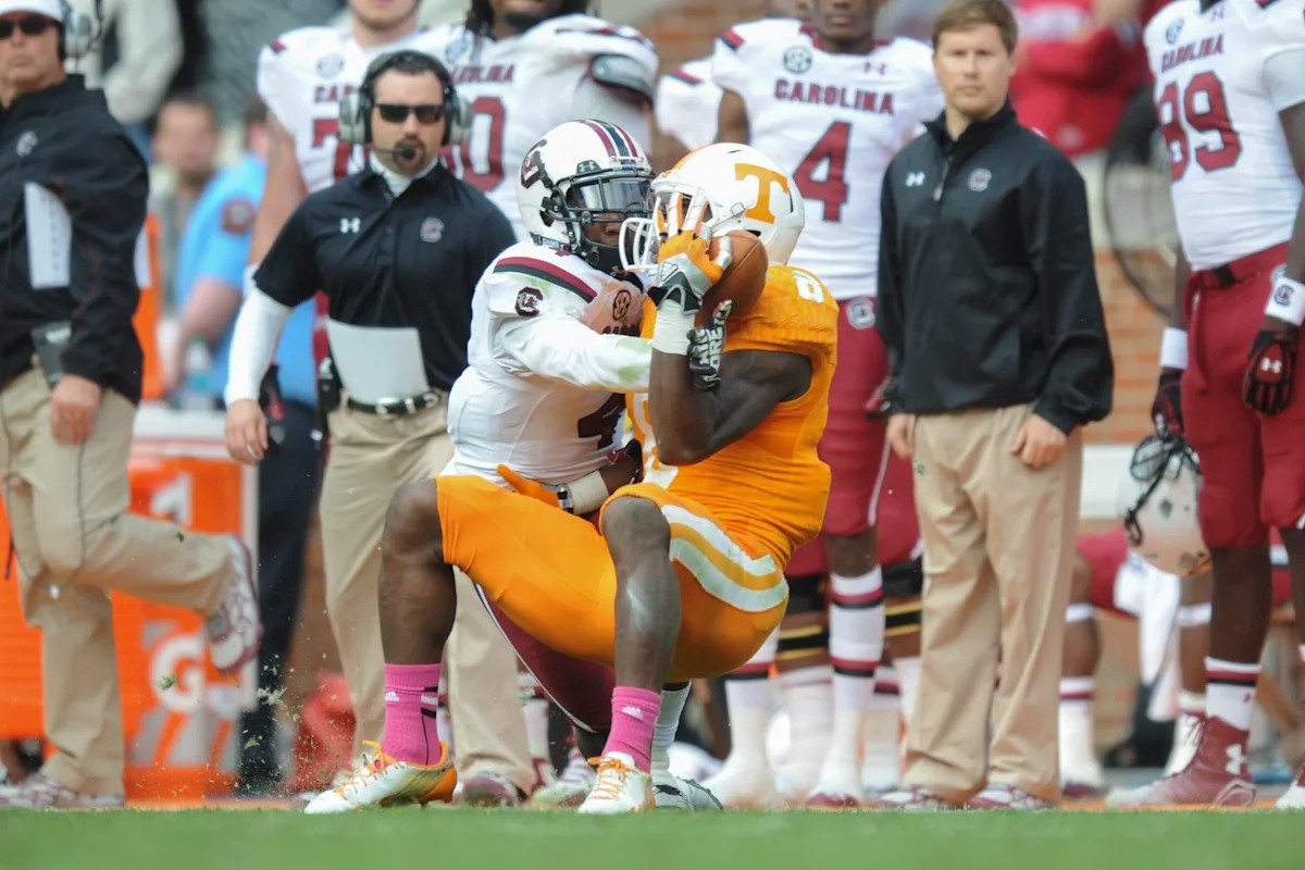 Former Tennessee wide receiver named top archenemy for South Carolina Former Tennessee wide receiver named top archenemy for South Carolina