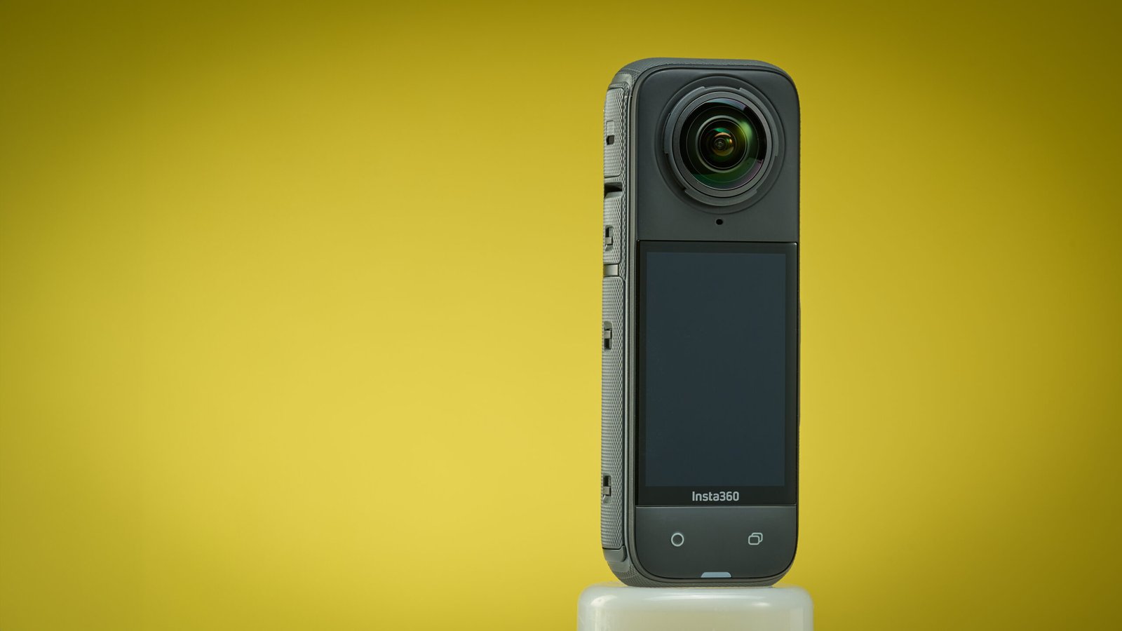I make cycling content for a job and the Insta360 X4 Bike Bundle is a serious upgrade over traditional action cameras I make cycling content for a job and the Insta360 X4 Bike Bundle is a serious upgrade over traditional action cameras