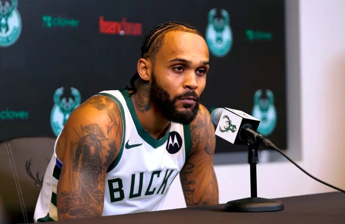 Joe Smith reacts to Gary Trent Jr. Bucks contract investigation Joe Smith reacts to Gary Trent Jr. Bucks contract investigation