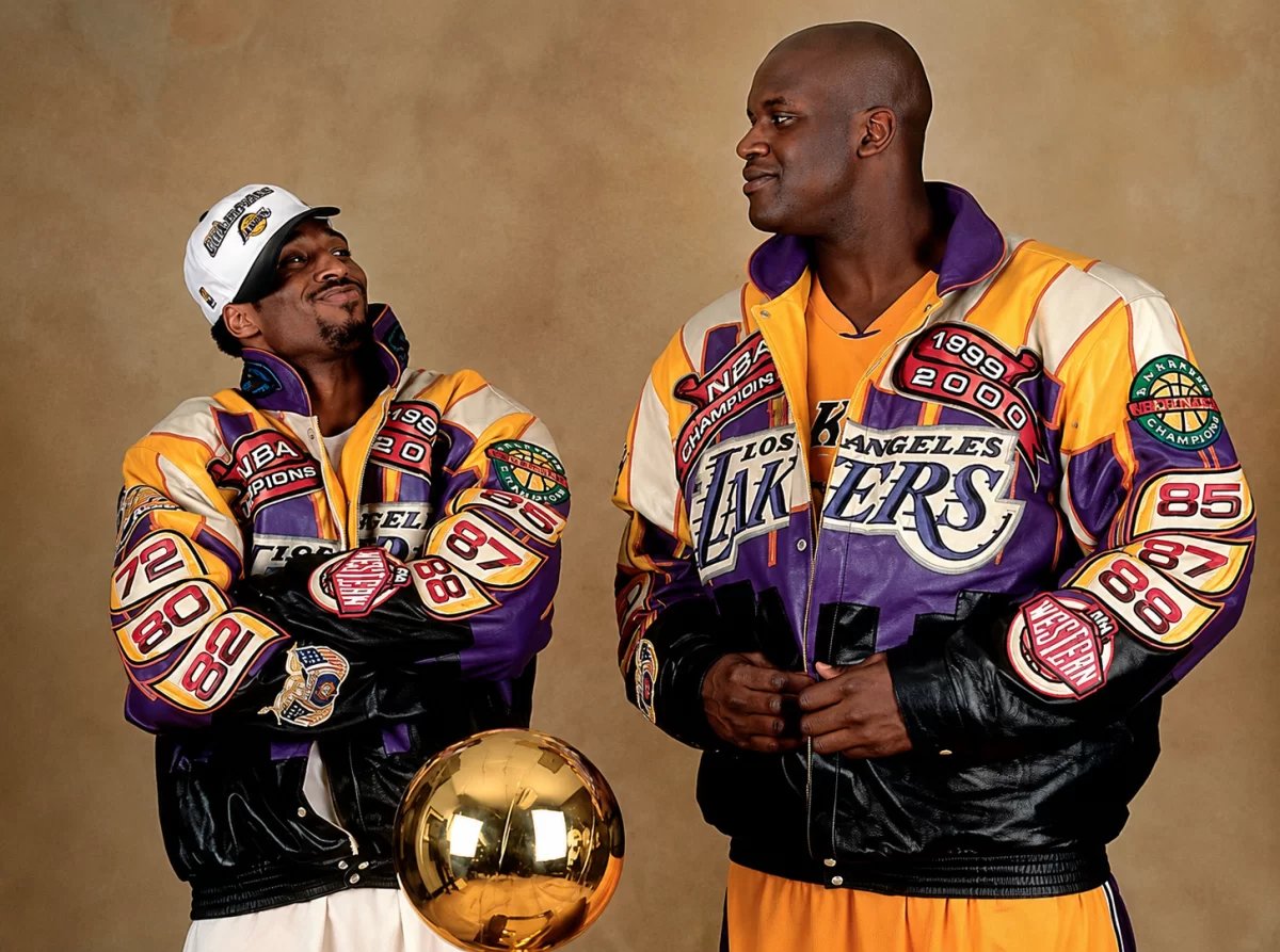 Shaq puts Kobe alongside Jordan and LeBron Shaq puts Kobe alongside Jordan and LeBron