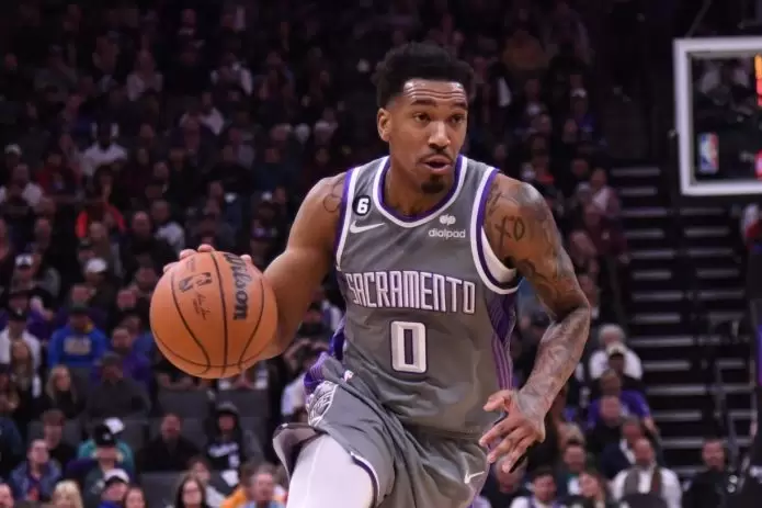 Monk’s late rally helps Kings survive Nets 126-122 Monk’s late rally helps Kings survive Nets 126-122