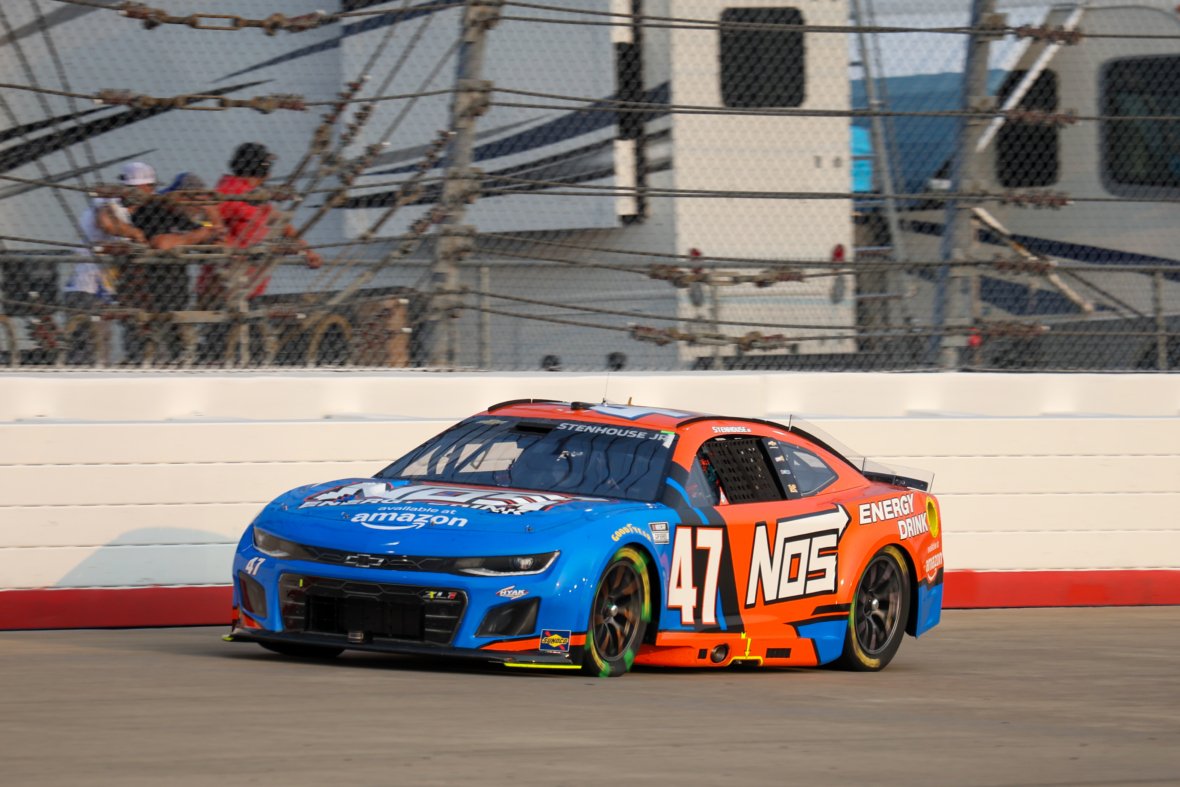 Denny Hamlin guarantees how Ricky Stenhouse Jr. will get revenge on Carson Hocevar Denny Hamlin guarantees how Ricky Stenhouse Jr. will get revenge on Carson Hocevar