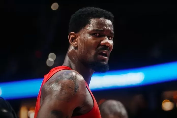 Deandre Ayton says he won’t be like Clint Capela, Rockets center claps back Deandre Ayton says he won’t be like Clint Capela, Rockets center claps back