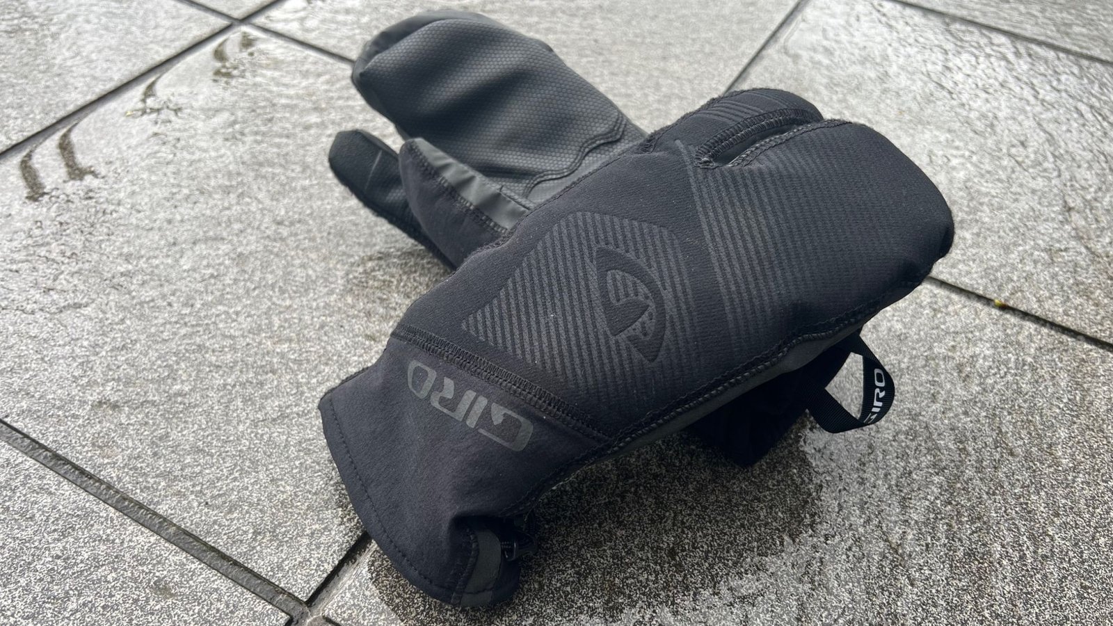 How do you improve the Giro 100 proof winter gloves? You don’t! How do you improve the Giro 100 proof winter gloves? You don’t!