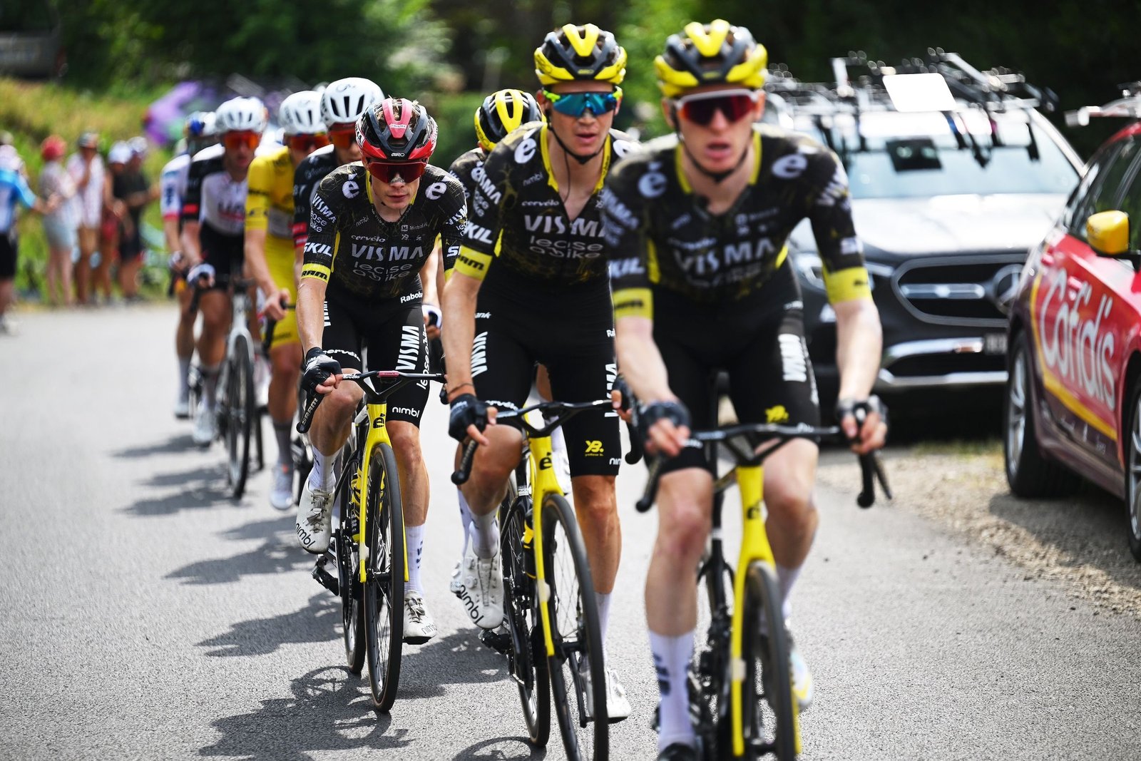 ‘Bike racing sucks some times’ – Visma-Lease a Bike count cost of Jonas Vingegaard crashing out at Tour de France ‘Bike racing sucks some times’ – Visma-Lease a Bike count cost of Jonas Vingegaard crashing out at Tour de France