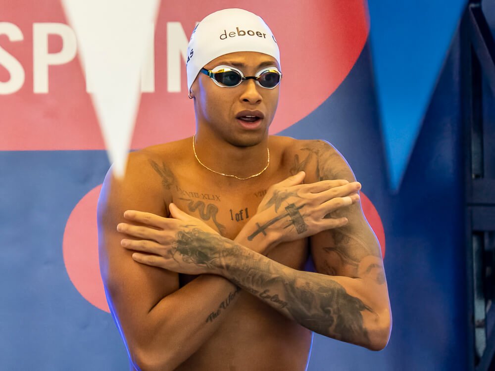 Shaine Casas Blasts Meet Record in 100 Butterfly Shaine Casas Blasts Meet Record in 100 Butterfly