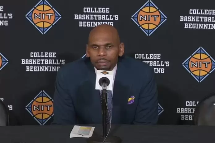 Jerry Stackhouse leaves Warriors Jerry Stackhouse leaves Warriors