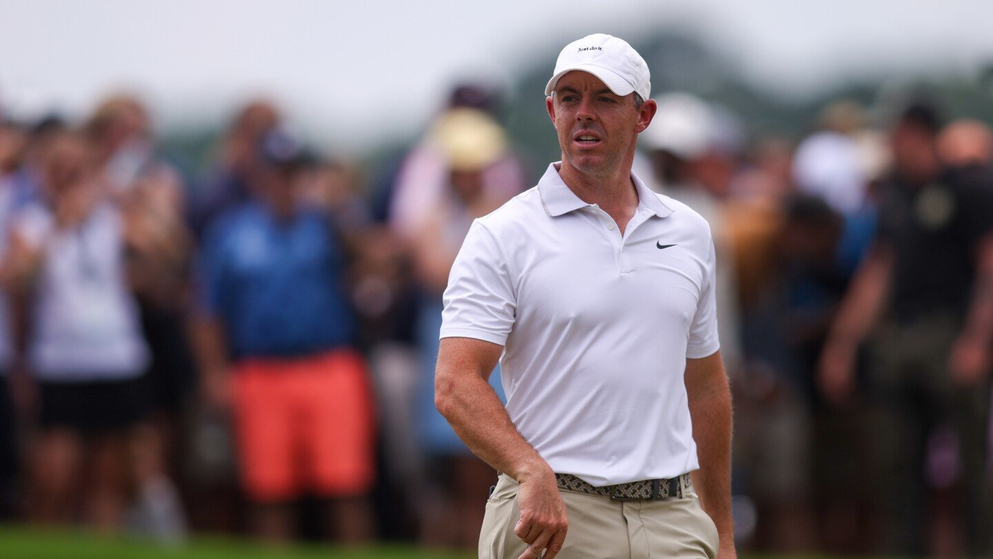 Rory McIlroy’s ‘lucky’ break at 18th hole leaves Scottie Scheffler relieved