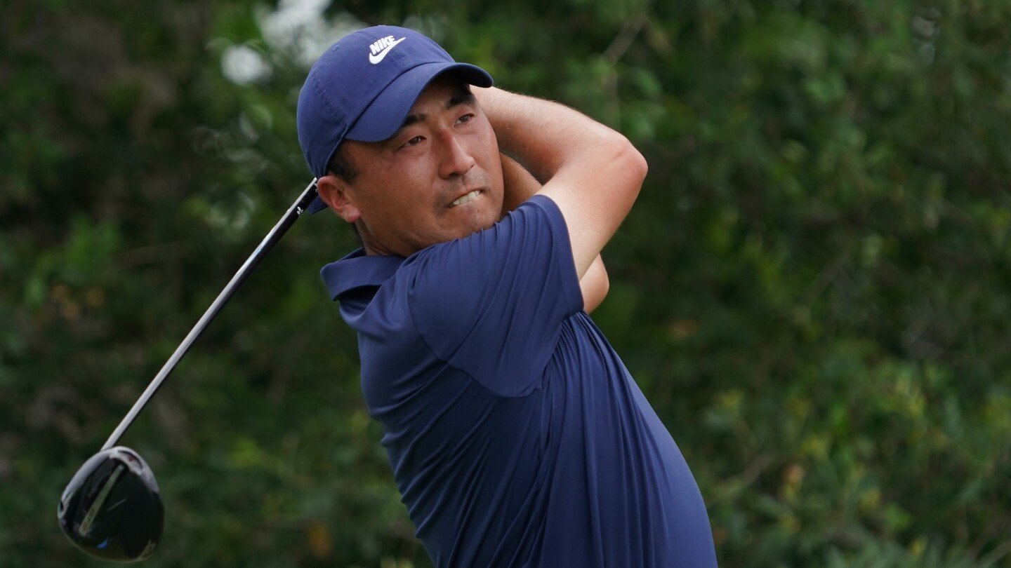Doug Ghim (62) sets early pace at low-scoring John Deere Classic Doug Ghim (62) sets early pace at low-scoring John Deere Classic