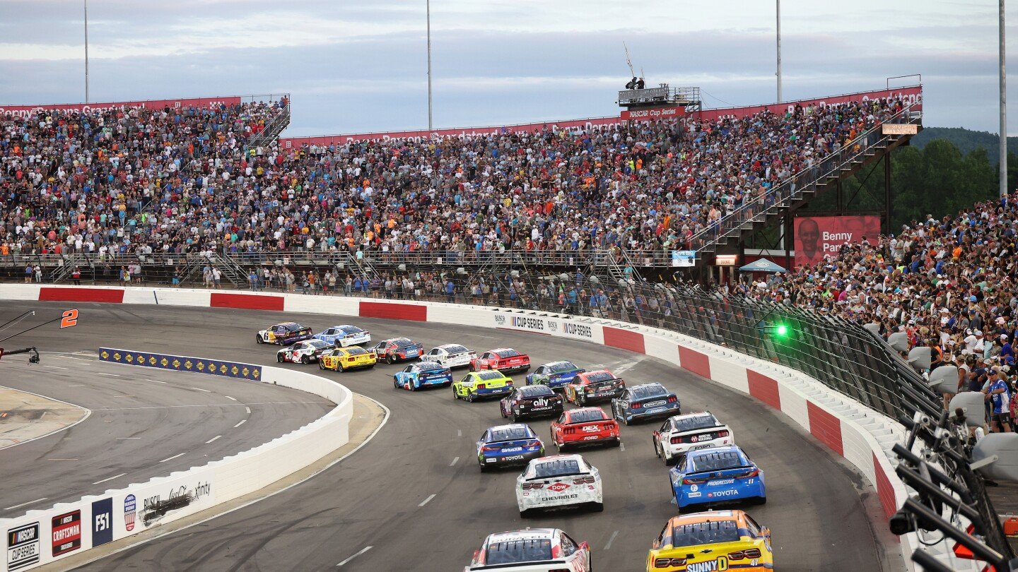 Long: Is it time for North Wilkesboro to host a NASCAR Cup points race? Here’s an idea Long: Is it time for North Wilkesboro to host a NASCAR Cup points race? Here’s an idea