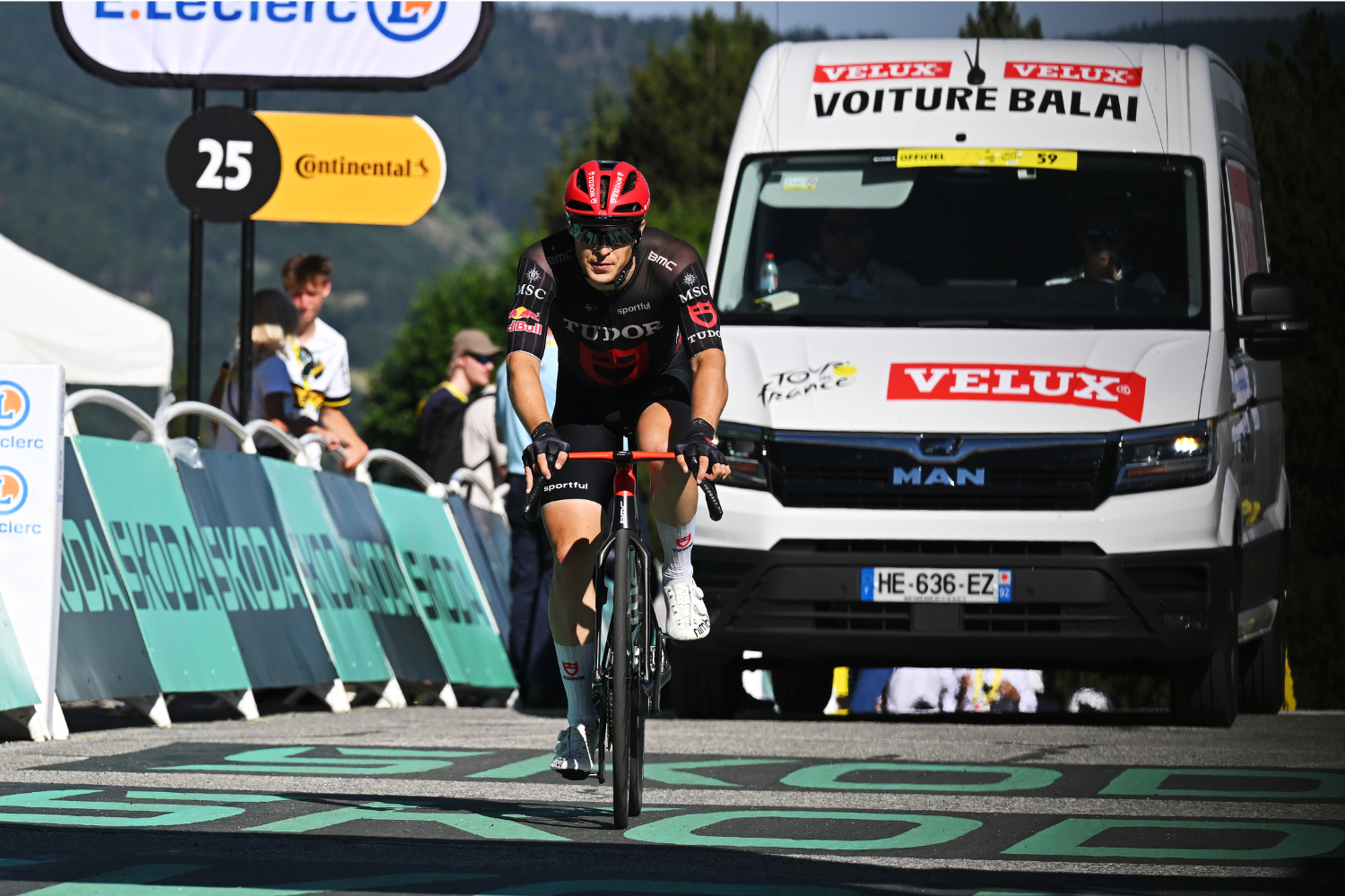 ‘I was riding with my dad in mind’ – the agony and ecstasy of racing against the Tour de France’s broomwagon ‘I was riding with my dad in mind’ – the agony and ecstasy of racing against the Tour de France’s broomwagon