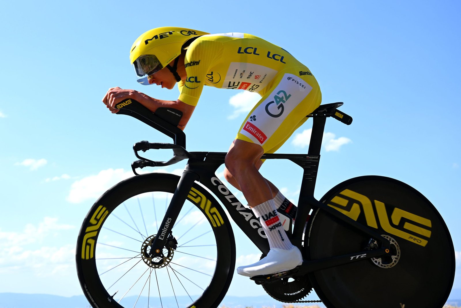 ‘He’s one of the greatest’ – Tadej Pogačar settles for second again behind Remco Evenepoel at Tour de France ‘He’s one of the greatest’ – Tadej Pogačar settles for second again behind Remco Evenepoel at Tour de France