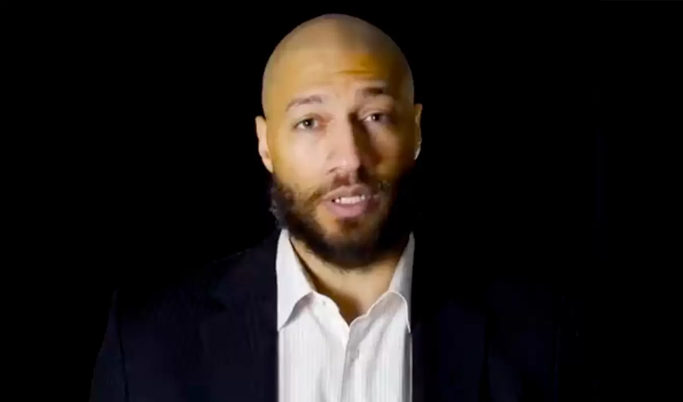 Royce White faces hateful, bigoted, transphobic reactions over his WNBA stance Royce White faces hateful, bigoted, transphobic reactions over his WNBA stance