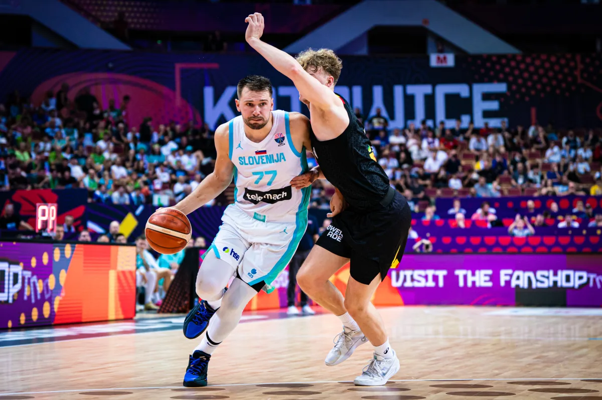 Luka Doncic welcomes Jaxson Hayes to Slovenian NT Luka Doncic welcomes Jaxson Hayes to Slovenian NT